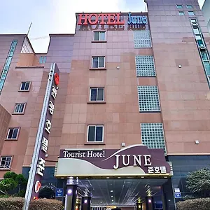 2* Hotel Airport June