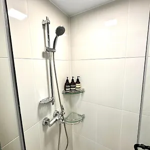 노벰버스테이 인 랜드마크 아파트호텔